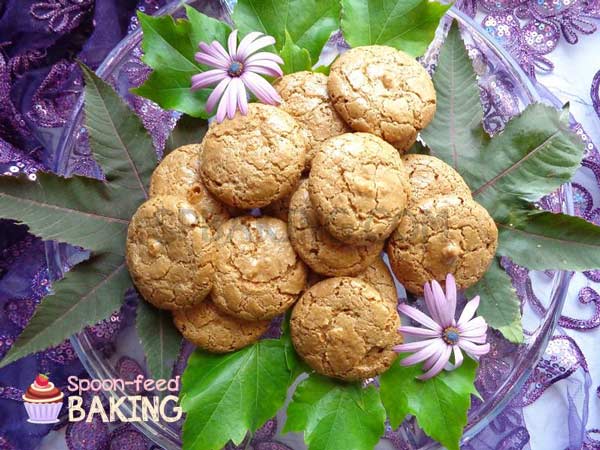 شیرینی گردویی بازاری