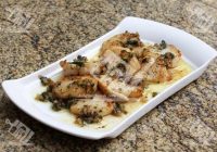 خوراک گوش ماهی با سس سبزیجات