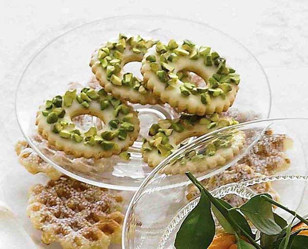 شیرینی حلقه ای لیمو و پسته