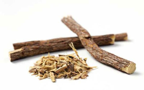 با شگفت انگیزترین خواص شیرین بیان