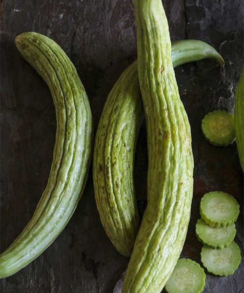 خیار چنبر بخورید، زیبا شوید خیار چنبر بخورید، زیبا شوید