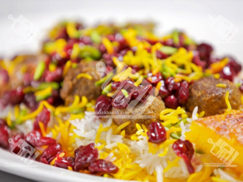 آلبالو پلو با گوشت