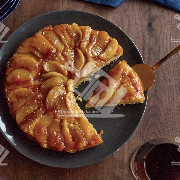 کیک وارونه سیب